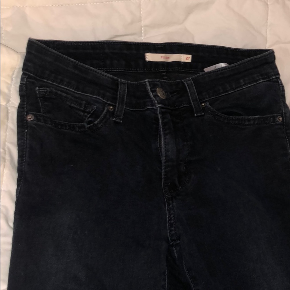 712 slim Levi’s jeans